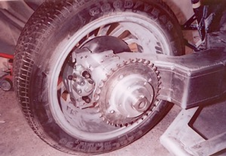 Illustration for article titled Medical Technician Builds Amazing Laverda Sidecar